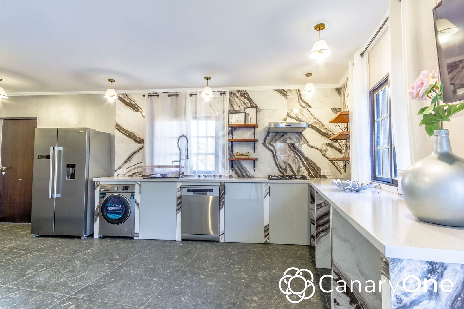 Chalet de 8 habitaciones en Los Silos en venta con garaje - 525.000 € (Ref: 8765743)