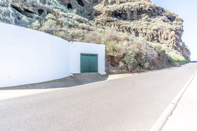 Undeveloped Land for sale in Buenavista del Norte - € 500,000 (Ref: 8765965)