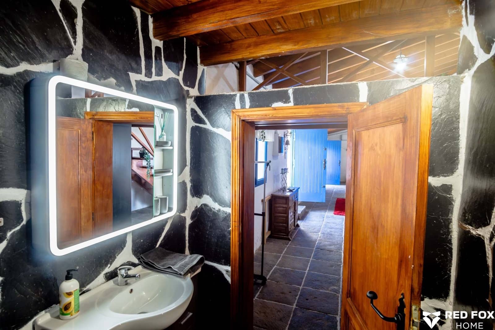 2 soveværelse Villa til salg i La Matanza de Acentejo med garage - € 1.260.000 (Ref: 8903184)