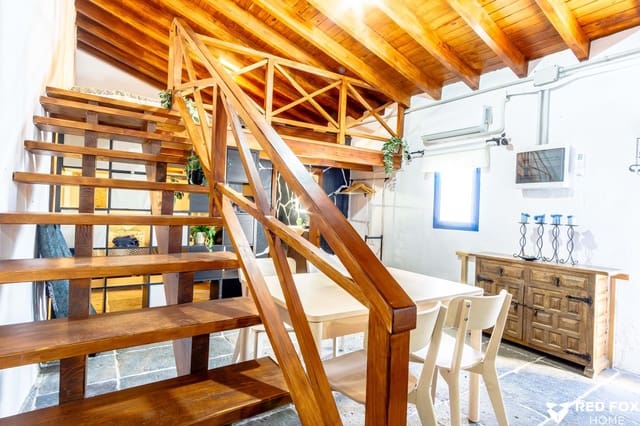 2 soverom Villa til salgs i La Matanza de Acentejo med garasje - € 1 260 000 (Ref: 8903184)