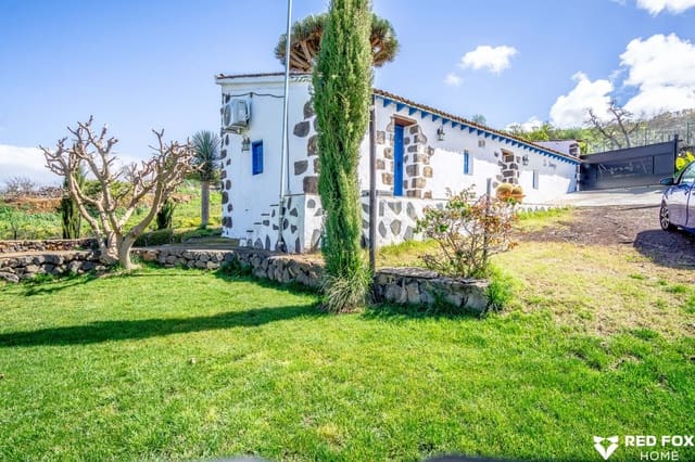 2 soverom Villa til salgs i La Matanza de Acentejo med garasje - € 1 260 000 (Ref: 8903184)