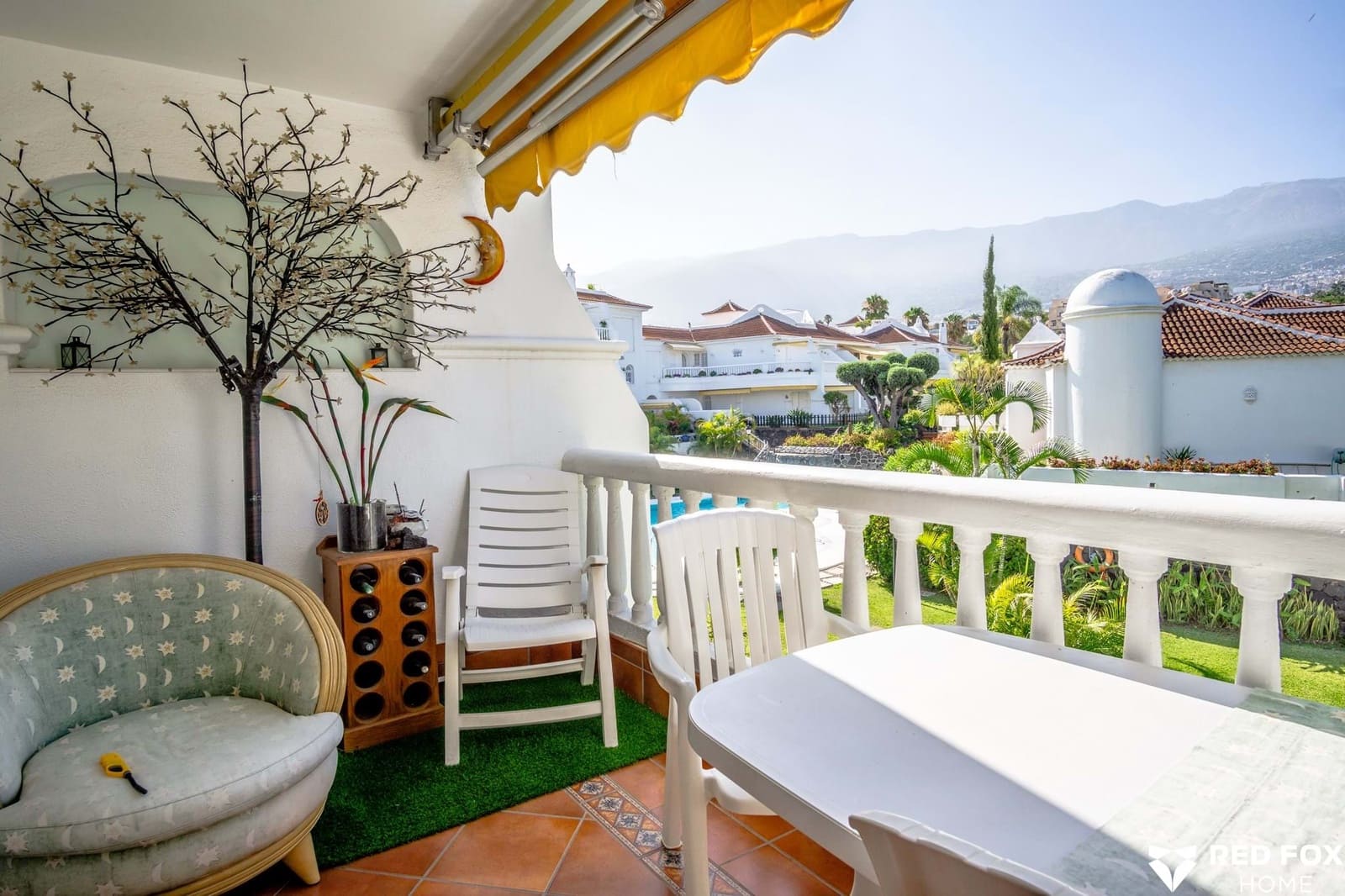 2 soverom Leilighet til salgs i Puerto de la Cruz med garasje - € 575 000 (Ref: 9143792)