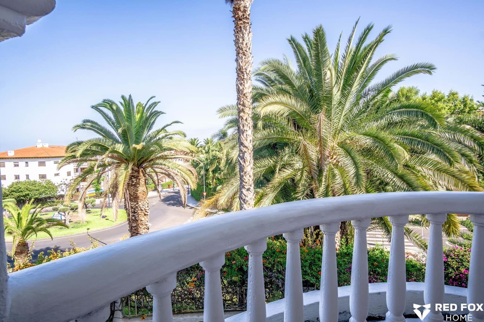 2 soverom Leilighet til salgs i Puerto de la Cruz med garasje - € 575 000 (Ref: 9143792)