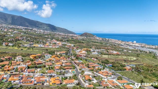 2 sovrum Villa till salu i La Orotava med pool - 499 000 € (Ref: 9198742)