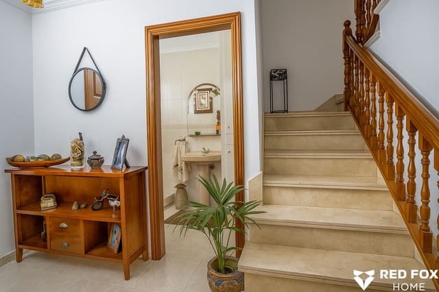 4 slaapkamer Huis te koop in San Juan de la Rambla met garage - € 255.000 (Ref: 9297460)