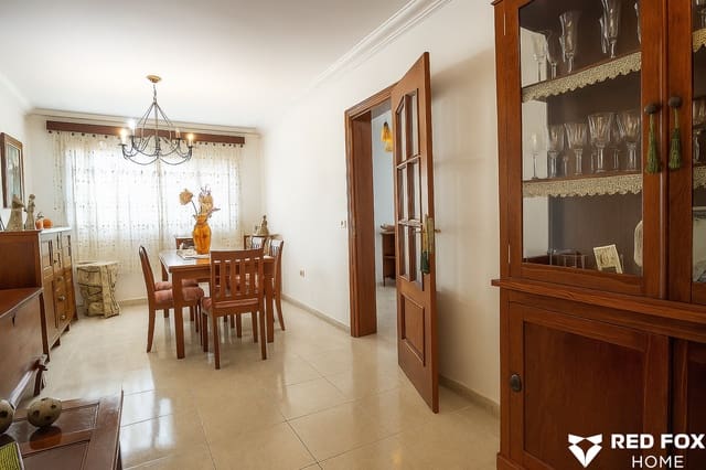 4 slaapkamer Huis te koop in San Juan de la Rambla met garage - € 255.000 (Ref: 9297460)