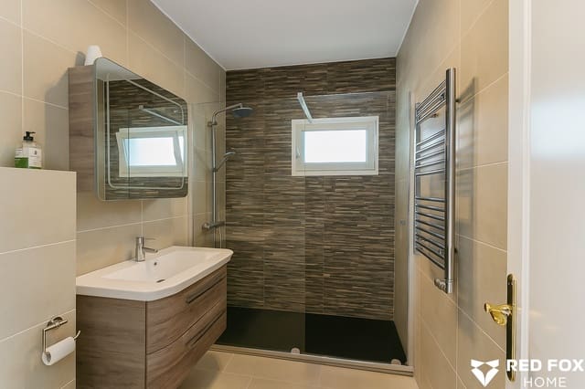 3 soverom Leilighet til salgs i Puerto de la Cruz med garasje - € 665 000 (Ref: 9398892)