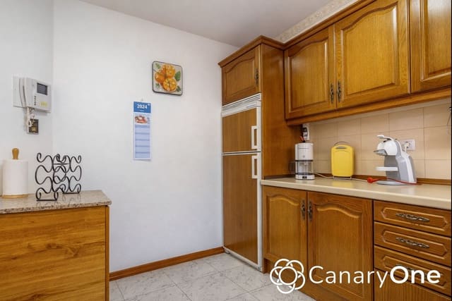 2 soverom Leilighet til salgs i Puerto de la Cruz med svømmebasseng garasje - € 299 000 (Ref: 9569999)