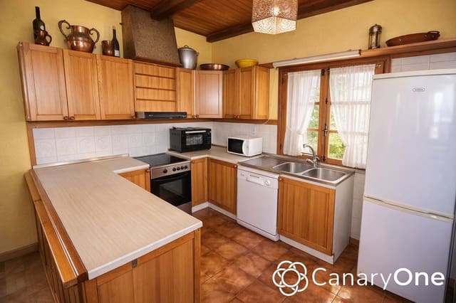 6 Zimmer Finca/Landgut zu verkaufen in La Orotava mit Garage - 950.000 € (Ref: 9778752)