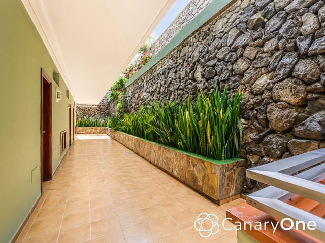 2 soverom Leilighet til salgs i Puerto de la Cruz - € 240 000 (Ref: 9810427)