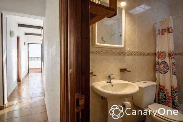 Ático de 3 habitaciones en Puerto de la Cruz en venta con garaje - 380.000 € (Ref: 9863578)