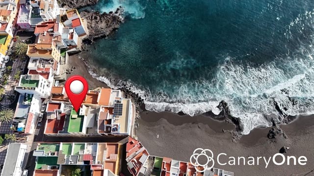 Ático de 3 habitaciones en Puerto de la Cruz en venta con garaje - 380.000 € (Ref: 9863578)