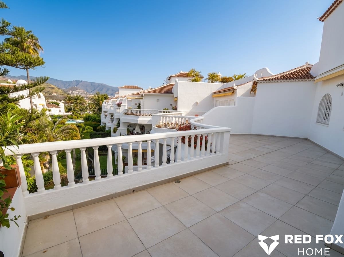 Appartement de 2 chambres à louer à Puerto de la Cruz avec piscine garage - 1 600 € (Ref: 9882481)