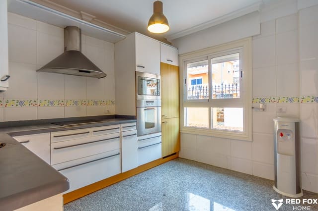 4 sovrum Lägenhet till salu i Santa Ursula med garage - 450 000 € (Ref: 9908981)