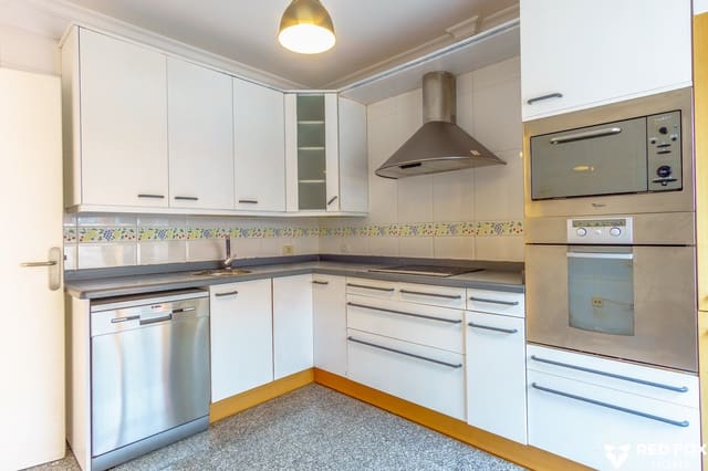 4 sovrum Lägenhet till salu i Santa Ursula med garage - 450 000 € (Ref: 9908981)