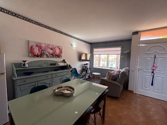 3 camera da letto Appartamento in vendita in Costa de Antigua, Antigua con piscina garage - 199.000 € (Rif: 10035941)