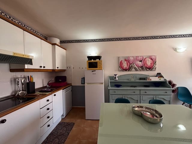 3 camera da letto Appartamento in vendita in Costa de Antigua, Antigua con piscina garage - 199.000 € (Rif: 10035941)