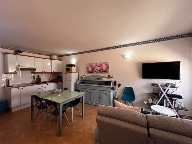3 camera da letto Appartamento in vendita in Costa de Antigua, Antigua con piscina garage - 199.000 € (Rif: 10035941)