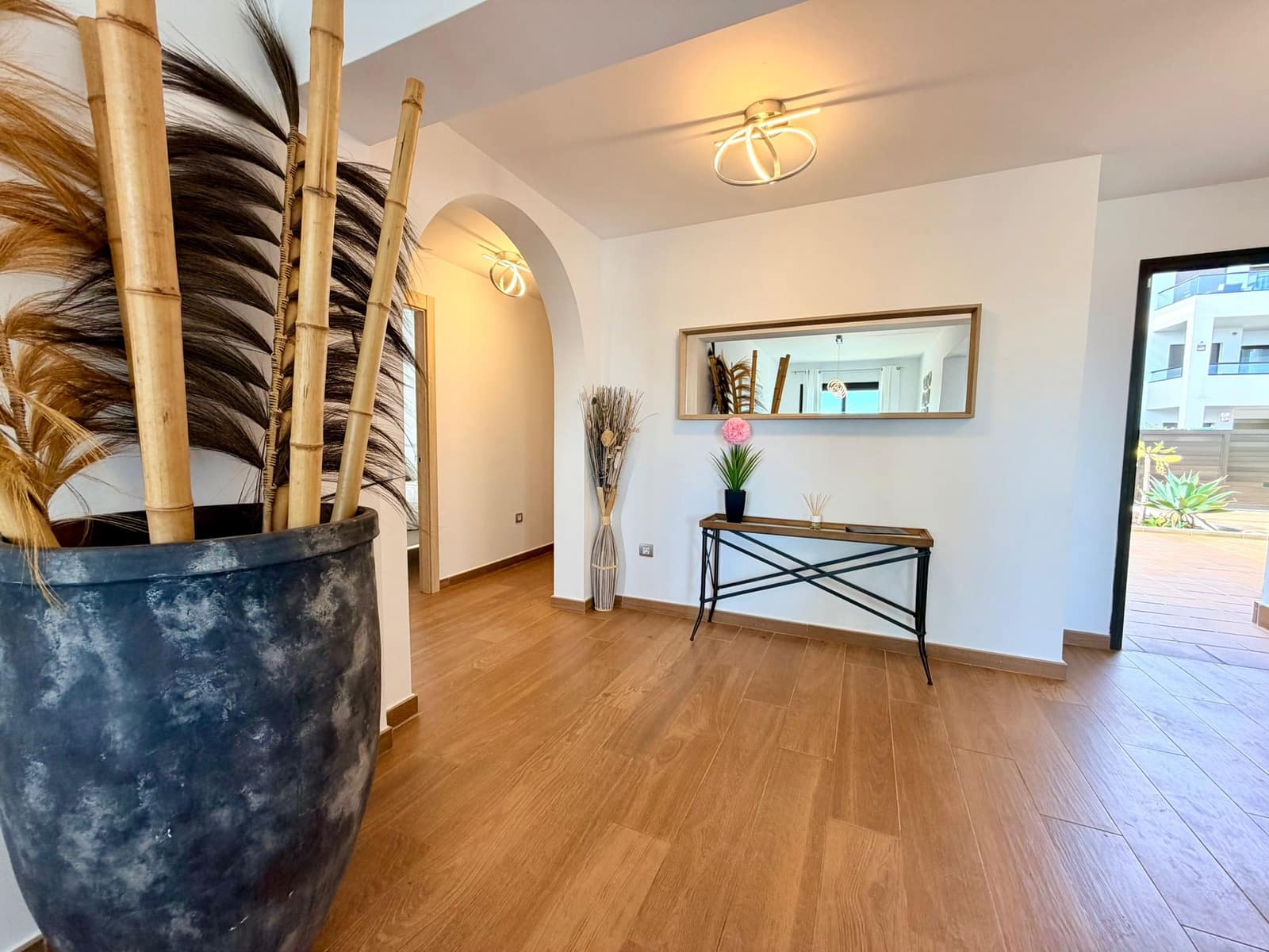 3 bedroom Villa for sale in Caleta de Fuste with pool - € 575,000 (Ref: 10048027)