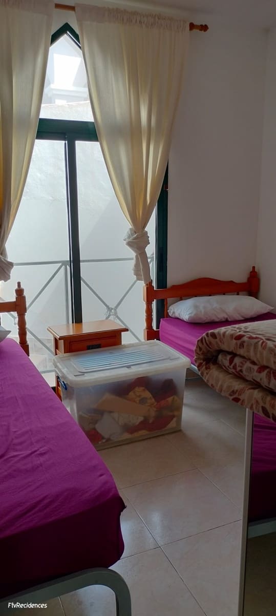 4 chambre Appartement à vendre à Caleta de Fuste - 298 000 € (Ref: 10100736)