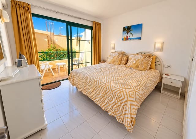 1 quarto Apartamento para venda em Caleta de Fuste, Antigua com piscina - 194 000 € (Ref: 10144907)