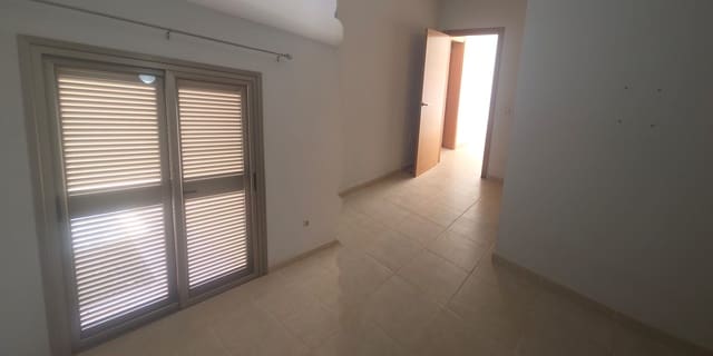 3 bedroom Villa for sale in Caleta de Fuste, Antigua with garage - € 349,000 (Ref: 10173000)