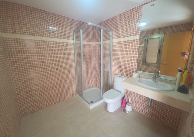 3 bedroom Villa for sale in Caleta de Fuste, Antigua with garage - € 349,000 (Ref: 10173000)