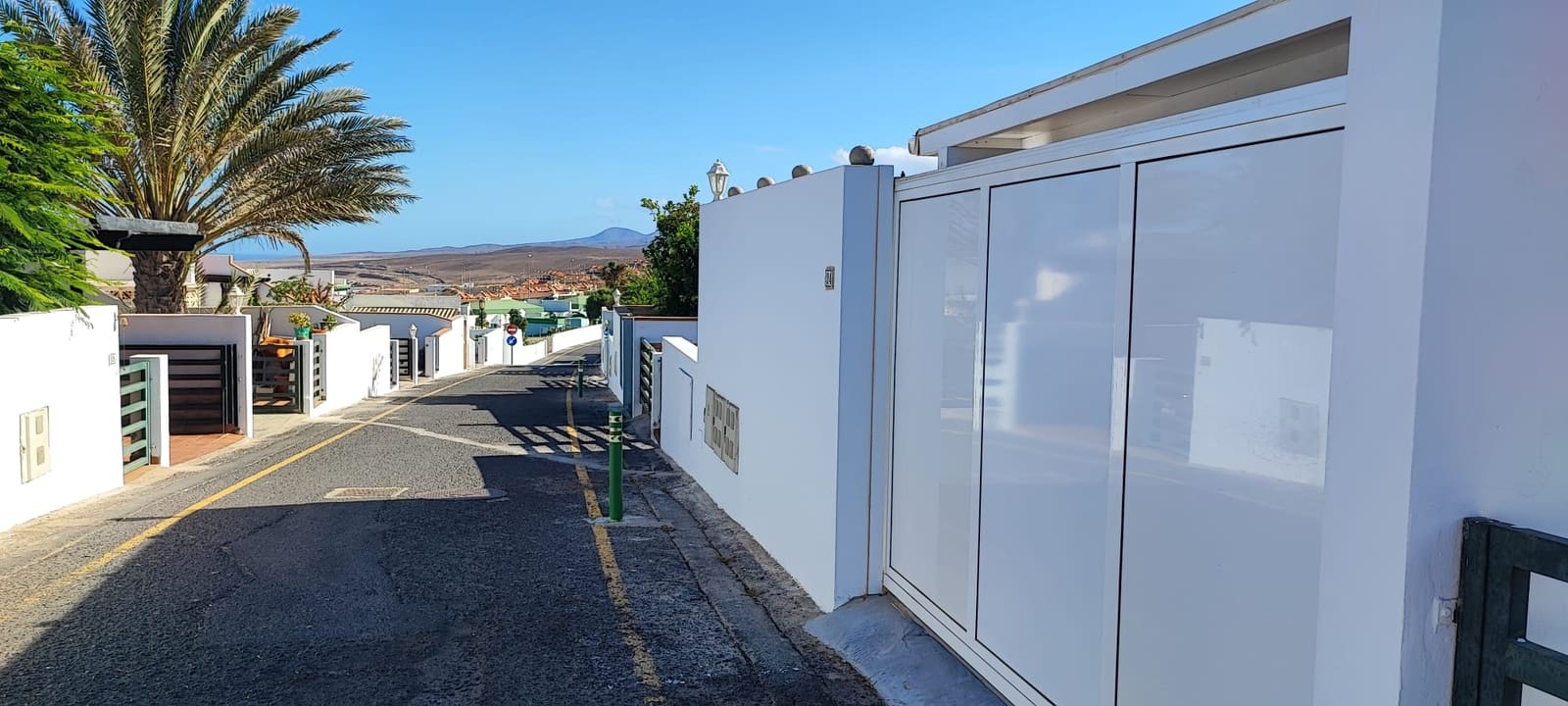 2 bedroom Bungalow for sale in Caleta de Fuste, Antigua with pool