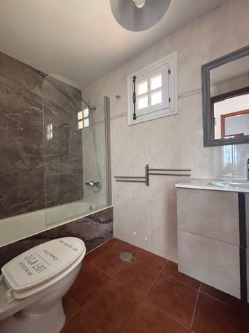 3 camera da letto Casa in vendita in Caleta de Fuste, Antigua con piscina - 249.000 € (Rif: 8940748)