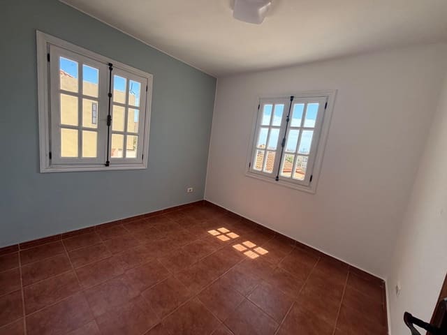 3 camera da letto Casa in vendita in Caleta de Fuste, Antigua con piscina - 249.000 € (Rif: 8940748)