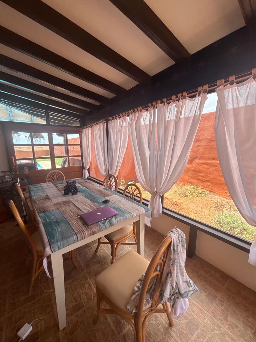 3 soverom Villa til salgs i Antigua med svømmebasseng - € 450 000 (Ref: 8960552)