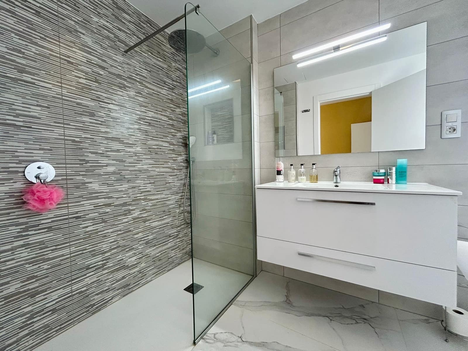 3 quarto Moradia para venda em Caleta de Fuste com piscina - 650 000 € (Ref: 9012994)