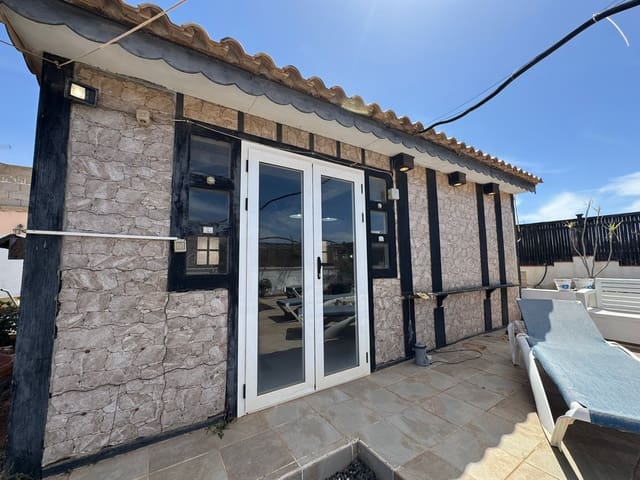 3 bedroom Villa for sale in Antigua - € 289,000 (Ref: 9093371)