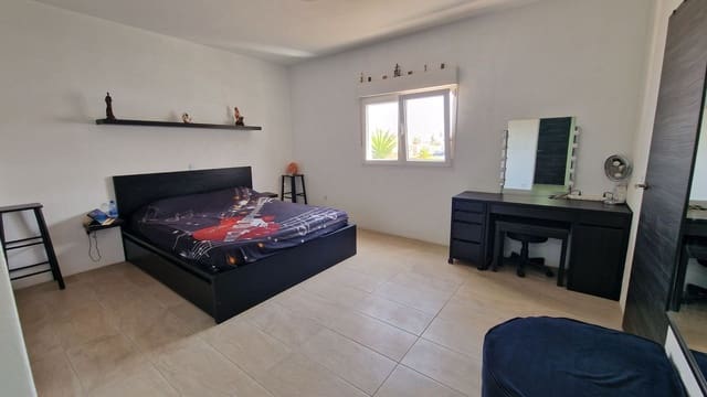 2 slaapkamer Villa te koop in Antigua met zwembad garage - € 439.000 (Ref: 9107993)
