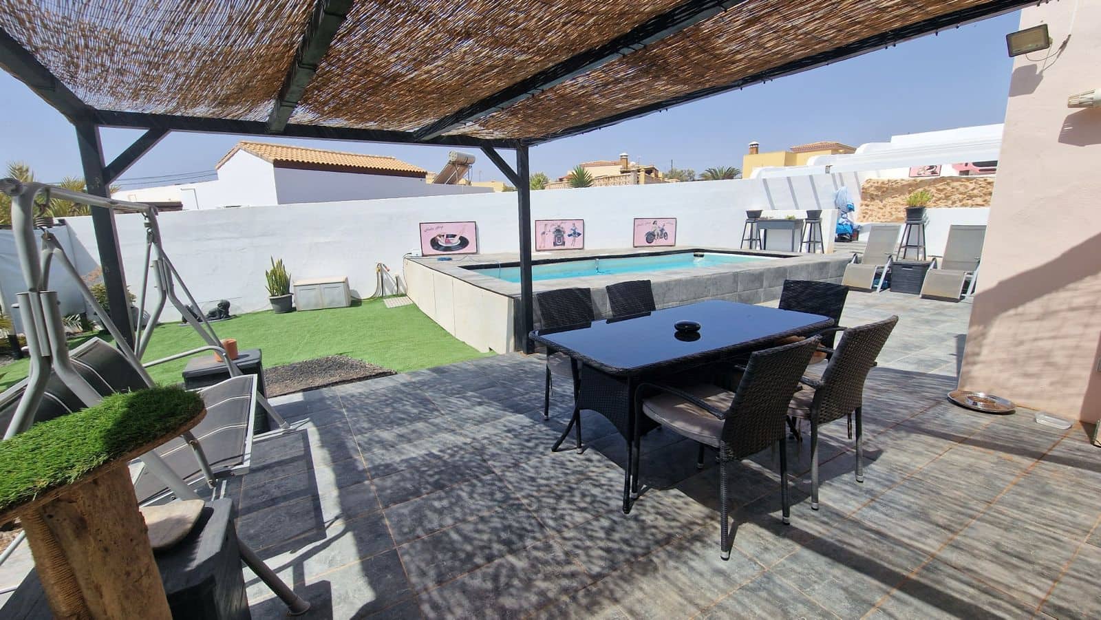 2 soveværelse Villa til salg i Antigua med swimmingpool garage - € 439.000 (Ref: 9107993)