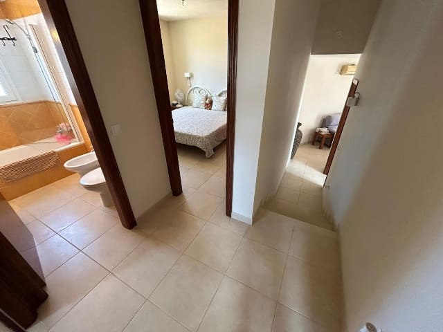 3 bedroom Villa for sale in Antigua - € 335,000 (Ref: 9193005)