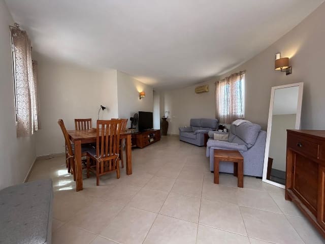 3 bedroom Villa for sale in Antigua - € 335,000 (Ref: 9193005)