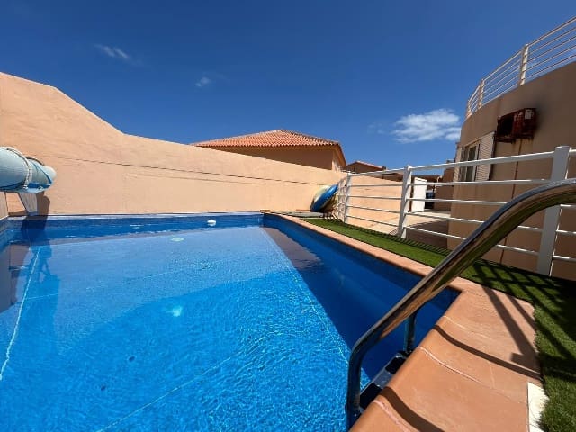 3 bedroom Villa for sale in Antigua - € 335,000 (Ref: 9193005)