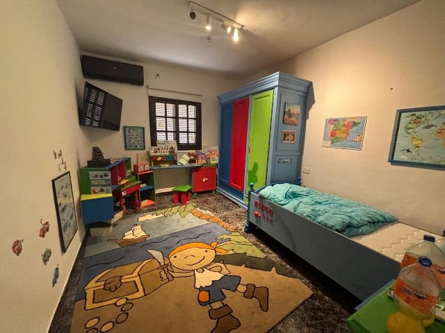 4 bedroom Villa for sale in Antigua with pool - € 320,000 (Ref: 9193070)