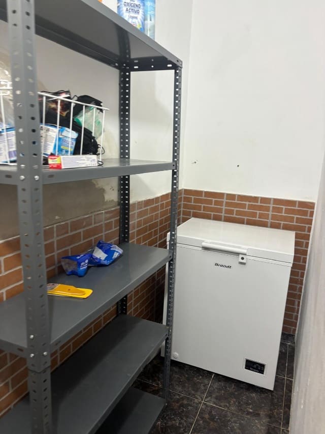 4 bedroom Villa for sale in Antigua with pool - € 320,000 (Ref: 9193070)