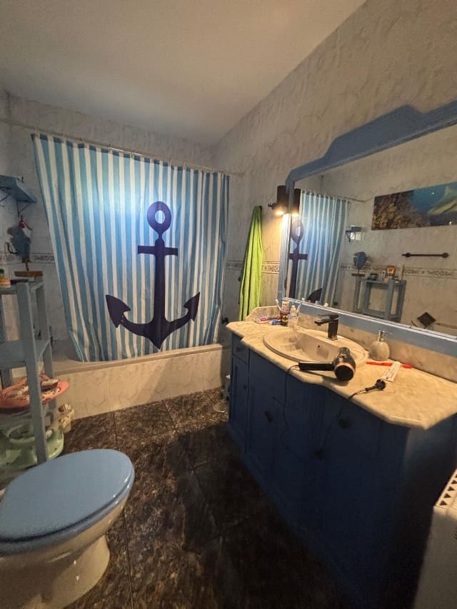 4 bedroom Villa for sale in Antigua with pool - € 320,000 (Ref: 9193070)