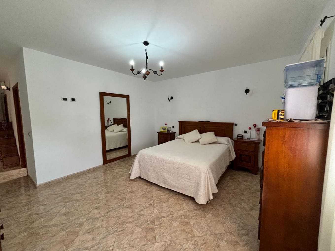 5 bedroom Villa for sale in La Oliva with garage - € 455,000 (Ref: 9196916)