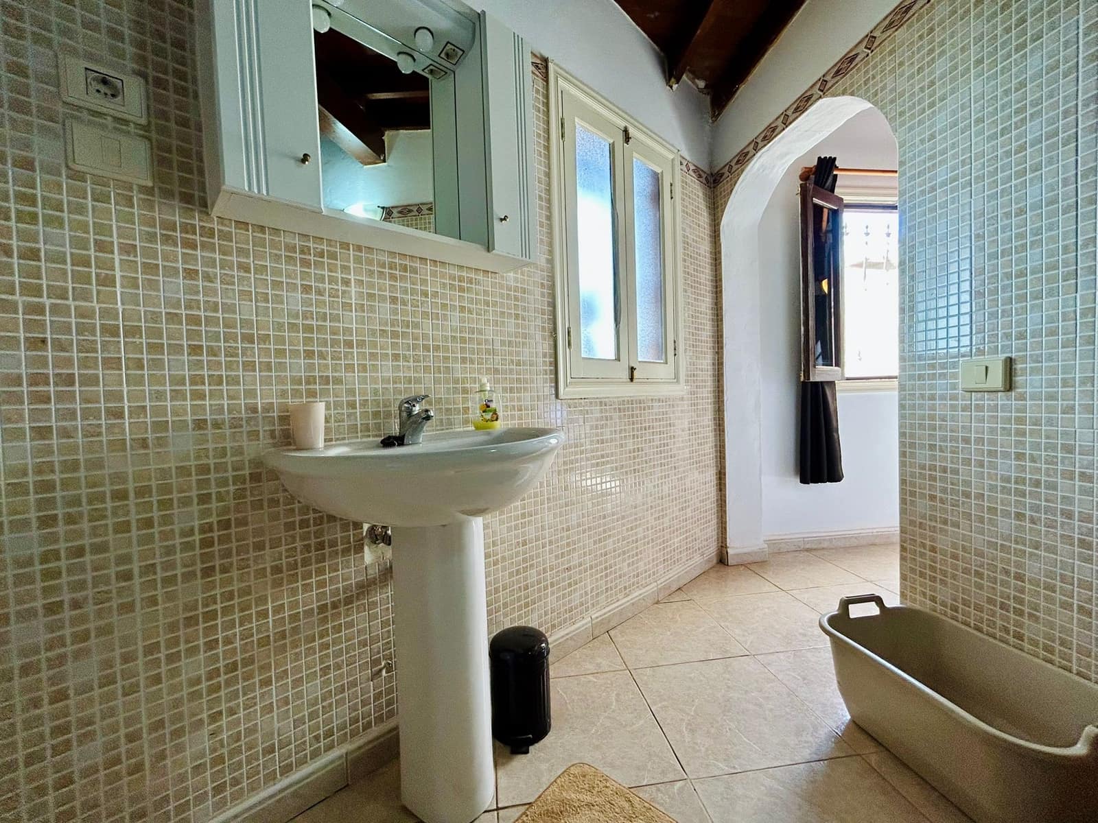 5 soveværelse Villa til salg i Triquivijate med swimmingpool garage - € 499.000 (Ref: 9231728)