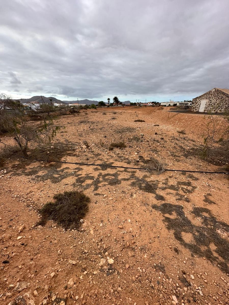 Byggegrund til salg i Triquivijate - € 105.000 (Ref: 9261960)