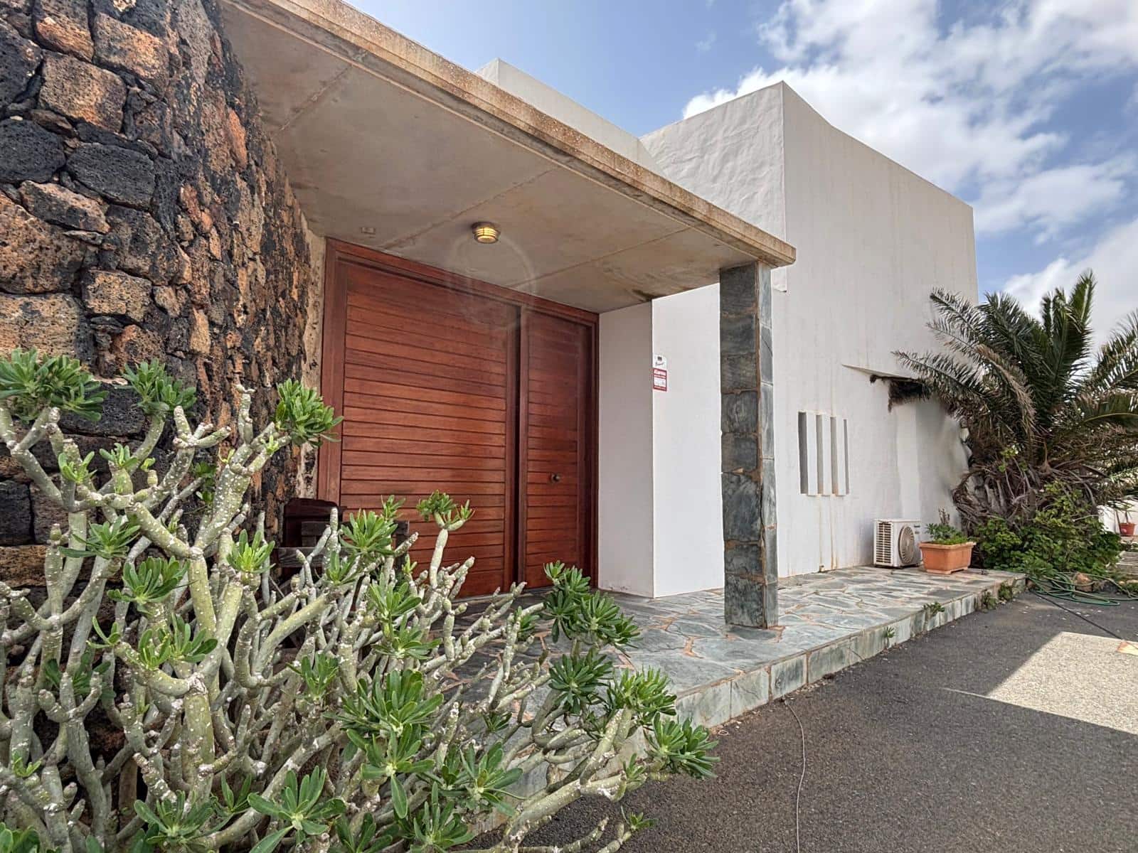 5 chambre Villa/Maison à vendre à El Time avec piscine garage - 710 000 € (Ref: 9401619)