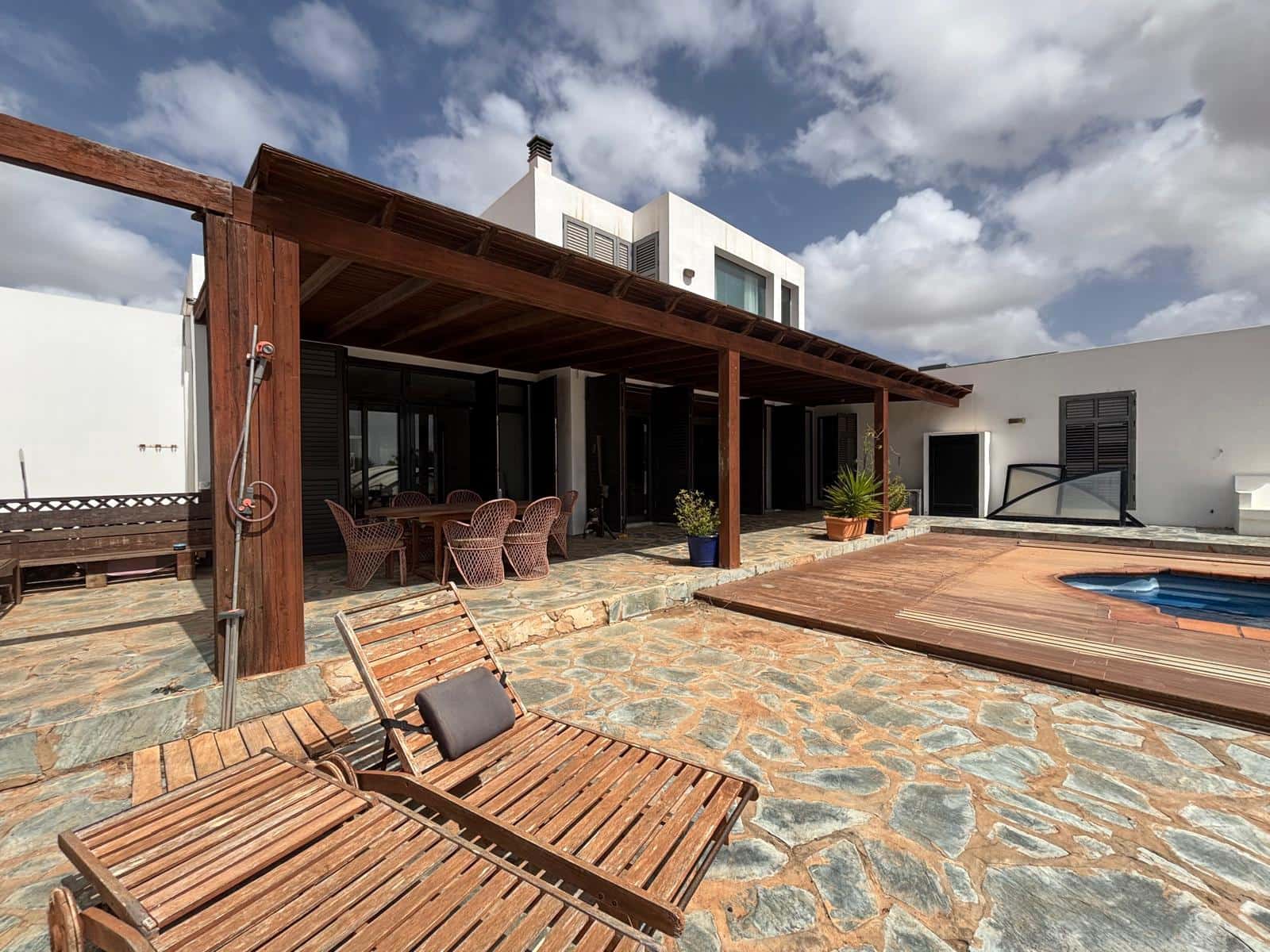 5 chambre Villa/Maison à vendre à El Time avec piscine garage - 710 000 € (Ref: 9401619)