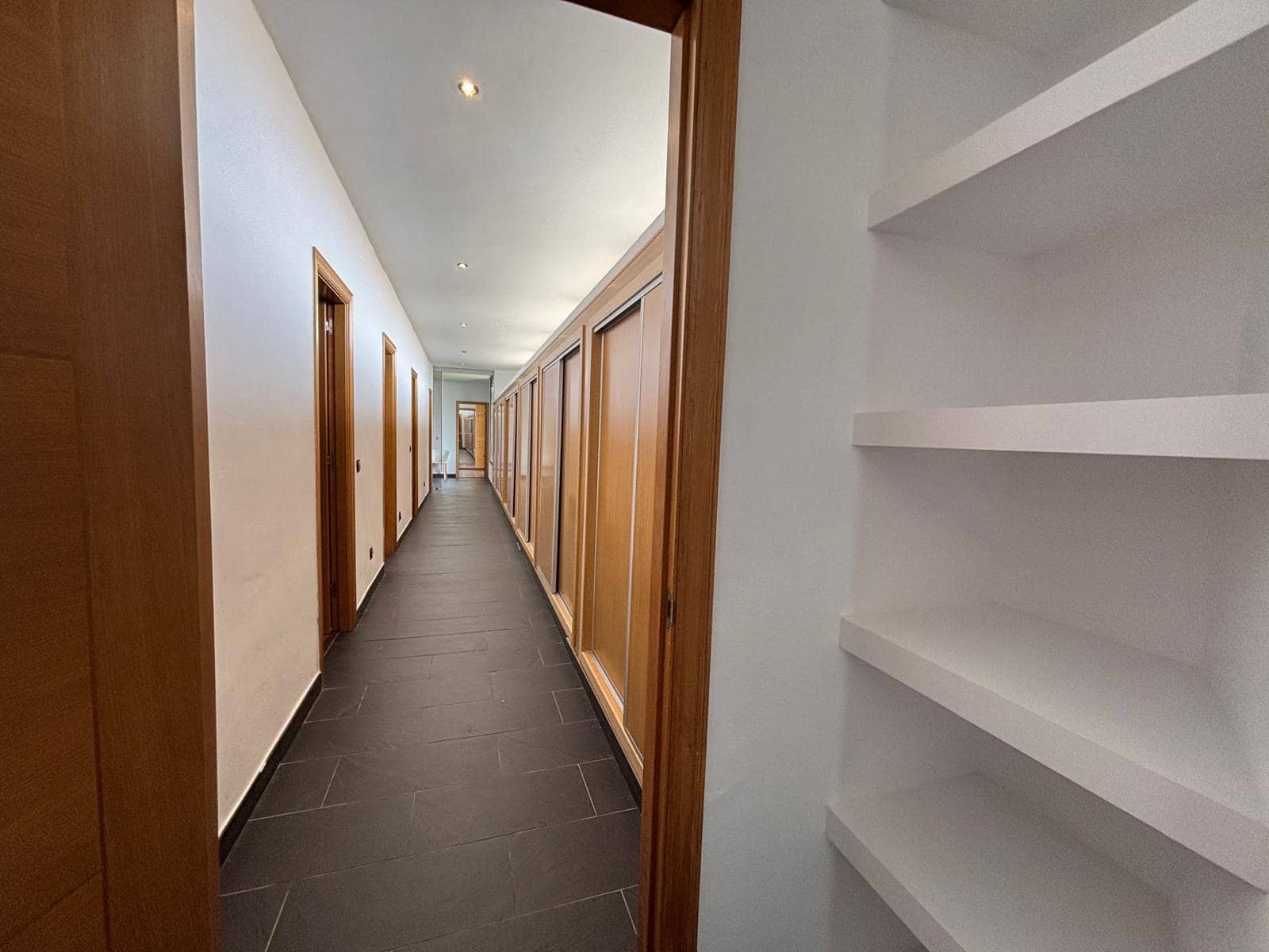 5 chambre Villa/Maison à vendre à El Time avec piscine garage - 710 000 € (Ref: 9401619)