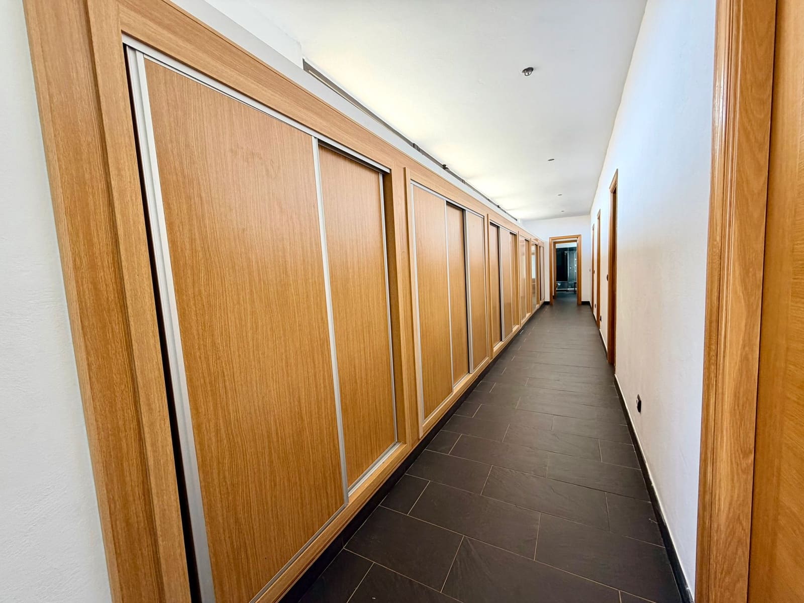 5 chambre Villa/Maison à vendre à El Time avec piscine garage - 710 000 € (Ref: 9401619)