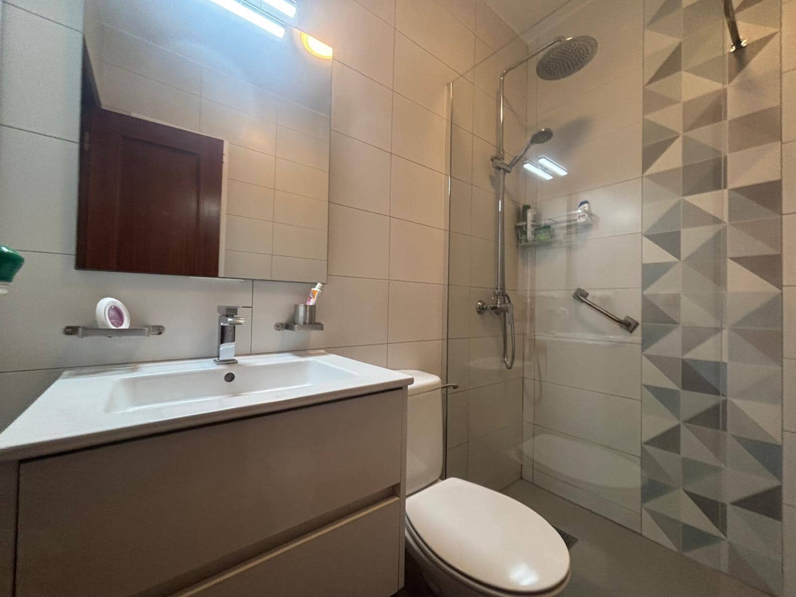 2 quarto Bungalow para venda em Caleta de Fuste com piscina - 199 000 € (Ref: 9406964)