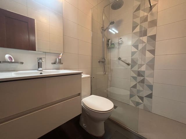 2 soveværelse Bungalow til salg i Caleta de Fuste, Antigua med swimmingpool - € 199.000 (Ref: 9406964)